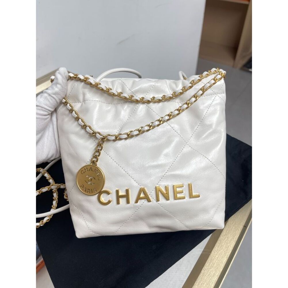 Chanel Women Pre-Loved Bag Very Good Condition